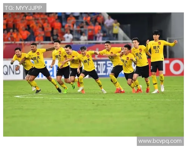 韩球迷热情助阵恒大对决大阪展现亚洲足球魅力与激情